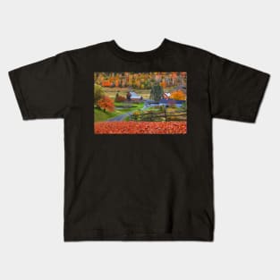 Sleepy Hollows Farm Woodstock Vermont VT Autumn Kids T-Shirt